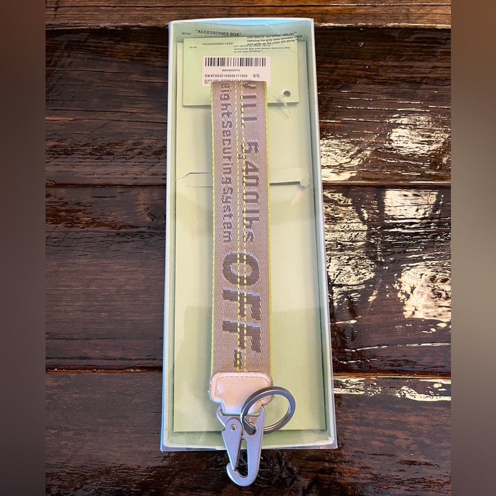 Off-White Keyring